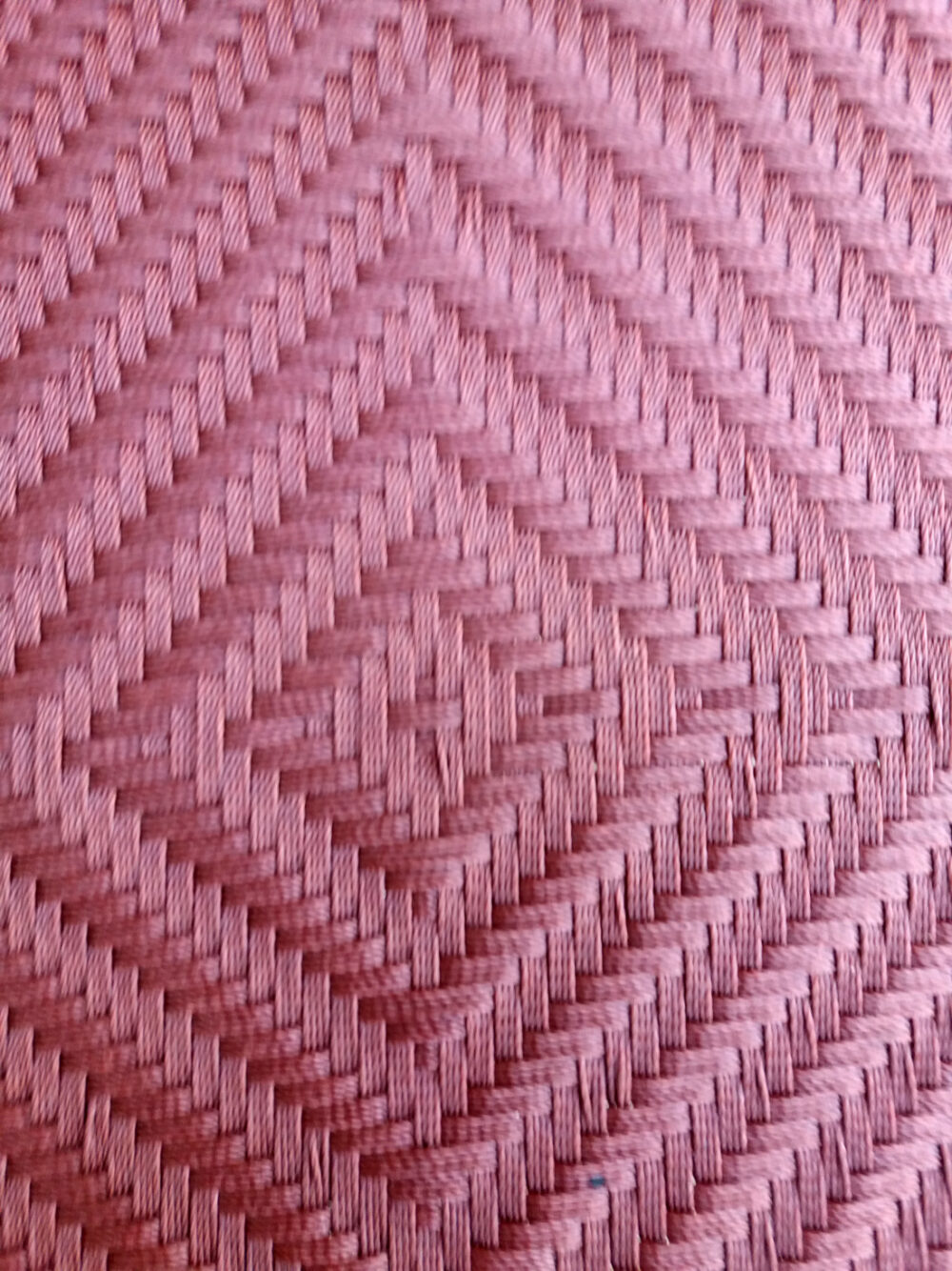 Chaise à accoudoir, modéle SIGUILAN CHOCOLAT – Image 3