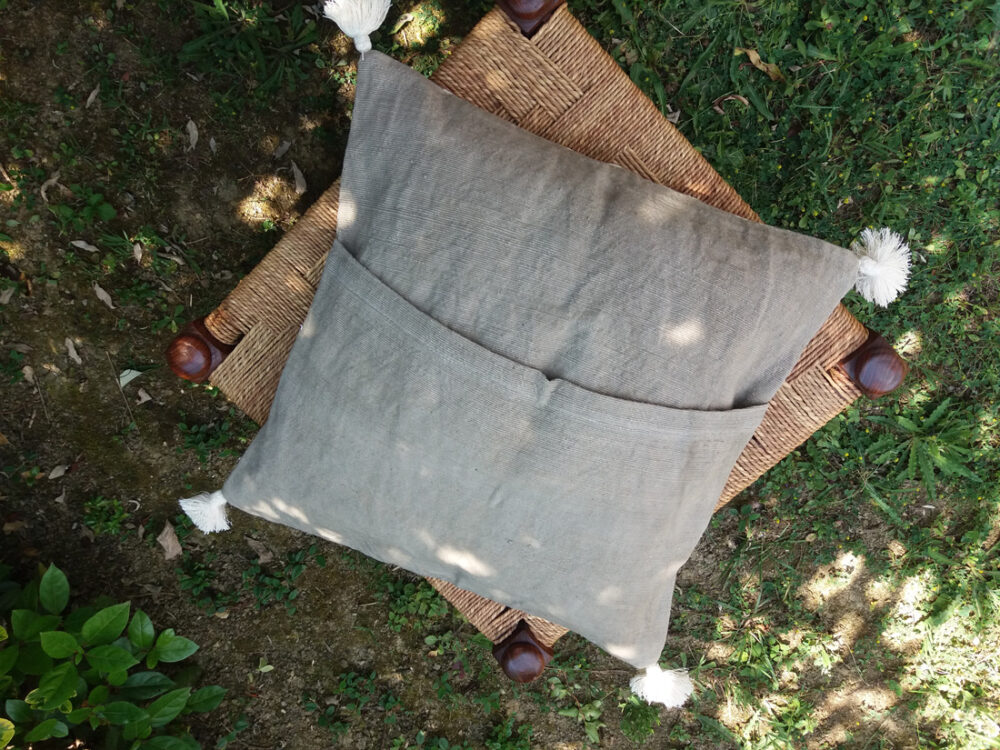 Coussin en bogolan 45x45, modèle MARIAM2 – Image 2