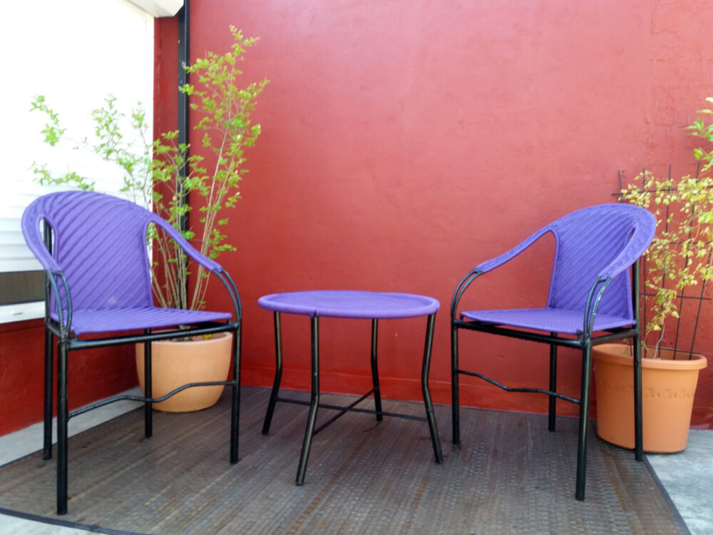 Chaise à accoudoir, modéle Siguilan VIOLETTE – Image 4