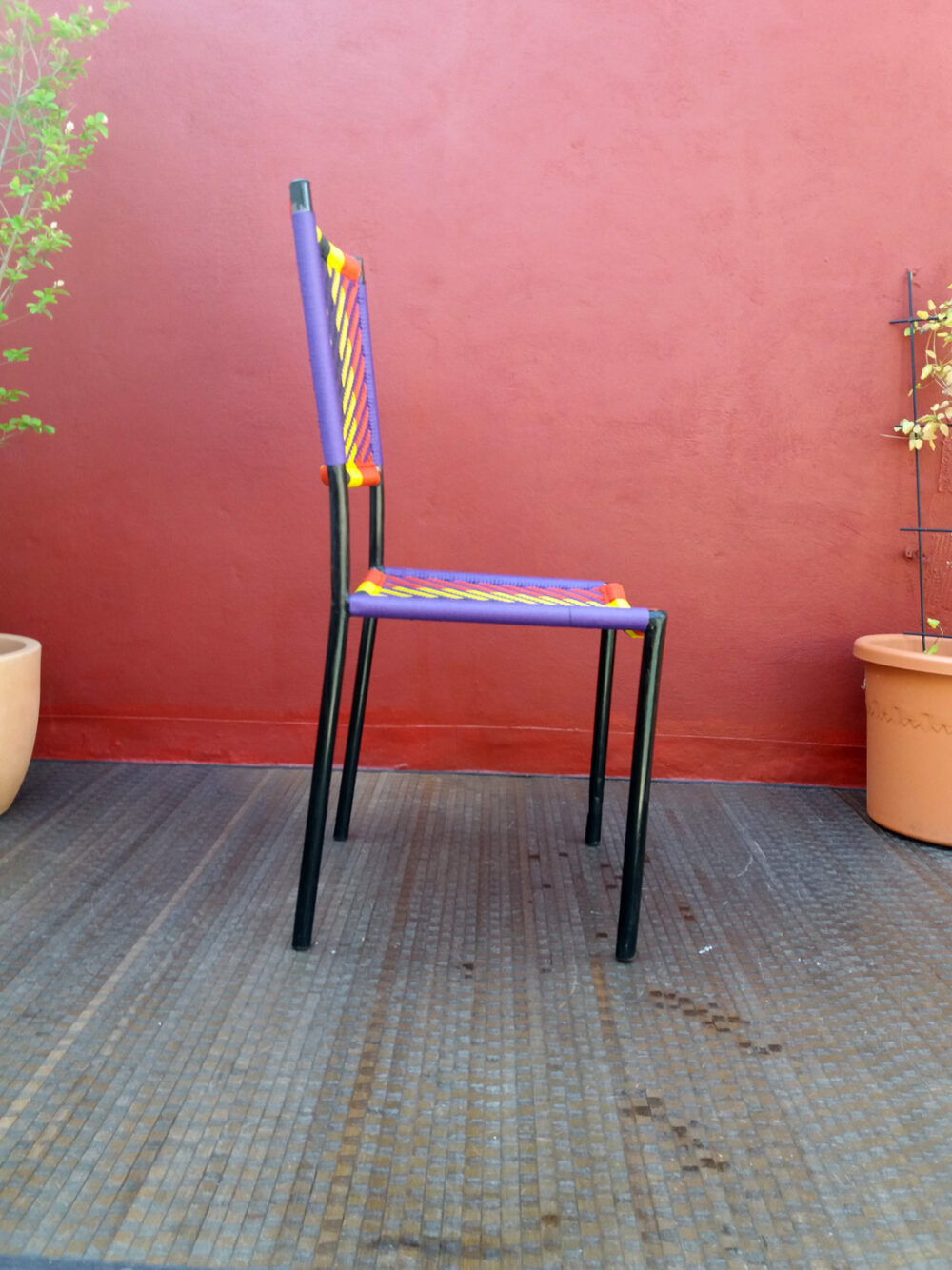 Chaise tressée, modéle Cooko multicolore diagonale violette – Image 2