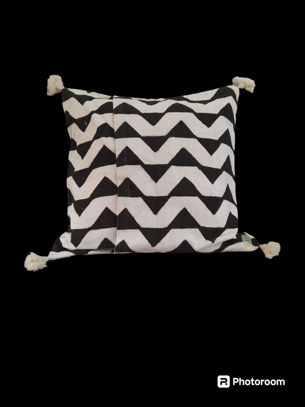 Coussin en bogolan 45x45, modèle SARAN – Image 5