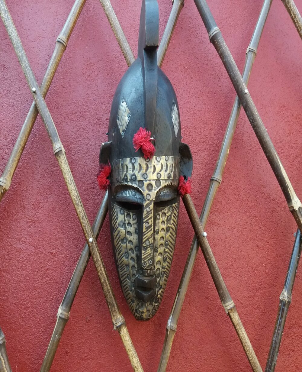 Masque décoratif,  bois et métal 25 cm, modèle NAMAKUN1 – Image 3