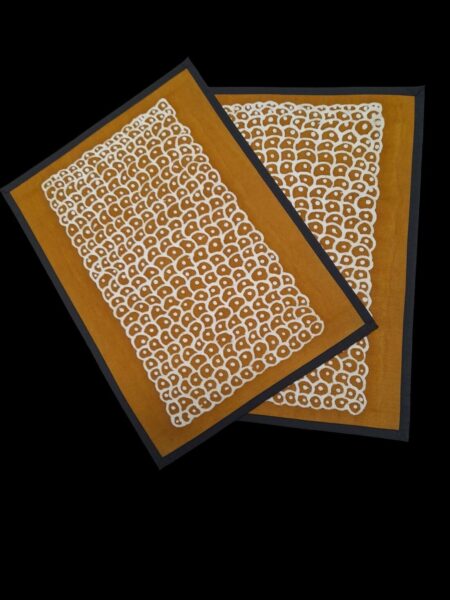 Set de table modèle "graine de baobab" -couleur ocre jaune- bogolan sur coton - lot de 2