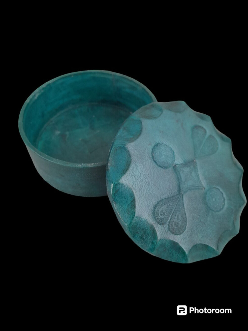 Boite à bijoux en cuir teinté vert, série DOGO – Image 2