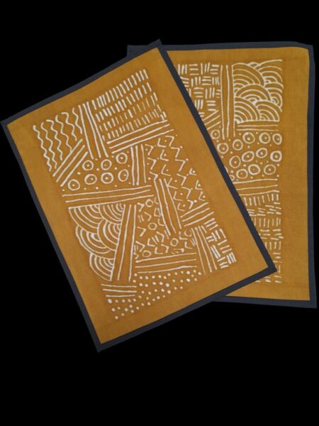 Set de table modèle "graphique" -couleur ocre jaune- bogolan sur coton - lot de 2