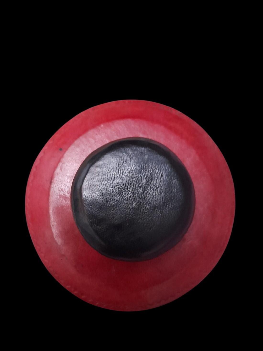 Boite à bijoux en cuir teinté bicolore rouge et noir, hauteur 12,5 x 9,5 cm – Image 2